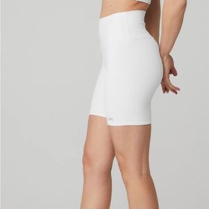 Alo 7” High-Waist Biker Shorts